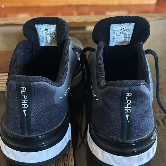 Nike Alpha - Picture 2 of 5